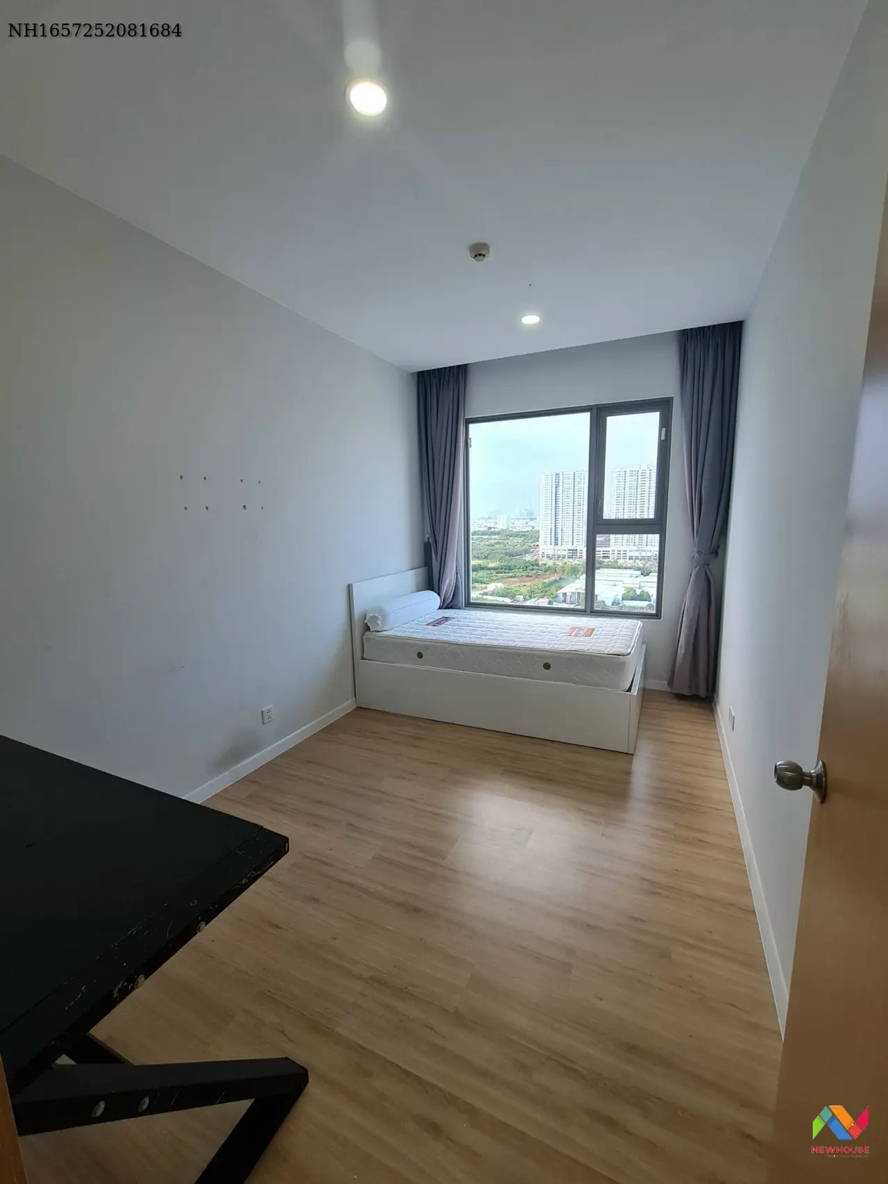estate-img