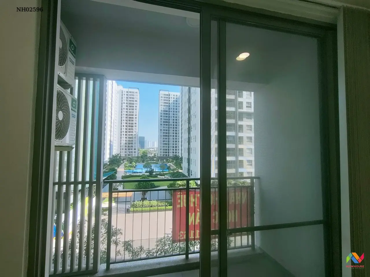 estate-img