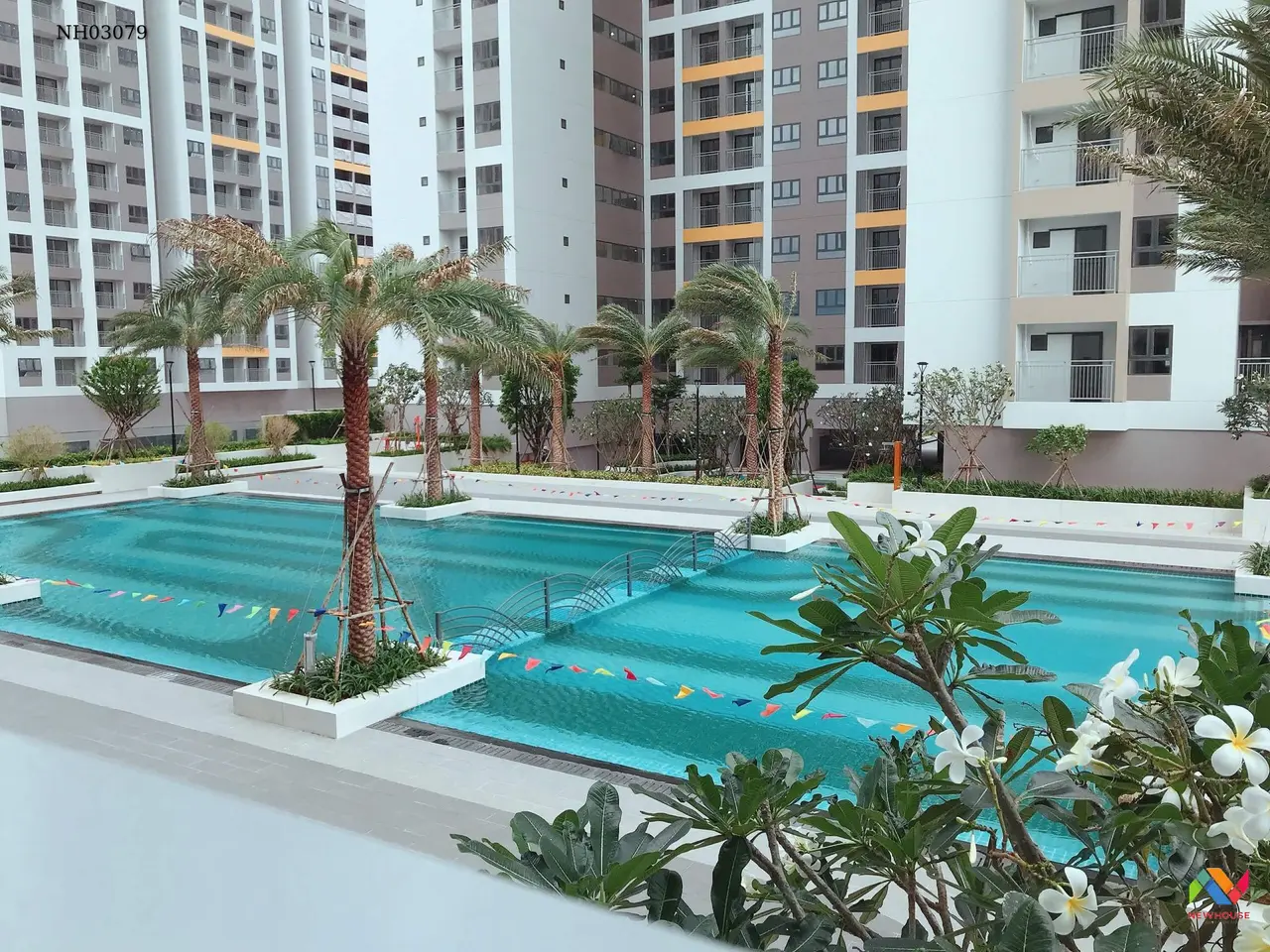 estate-img