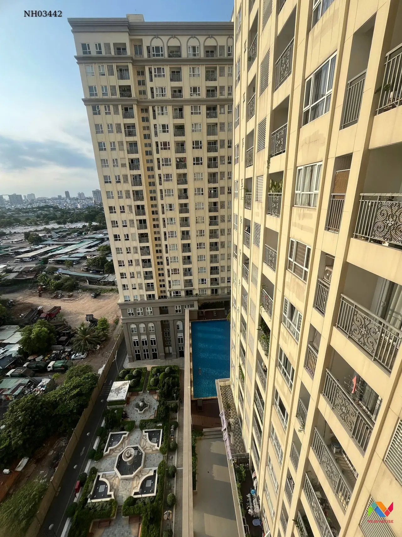 estate-img