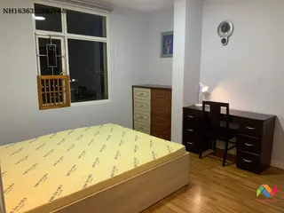 estate-img
