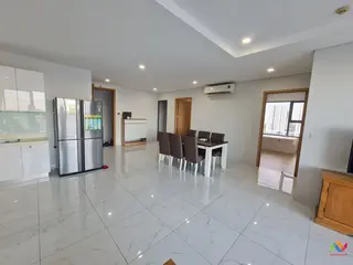 estate-img