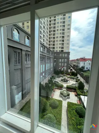 estate-img