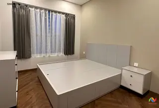 estate-img