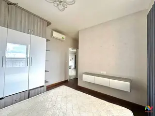 estate-img